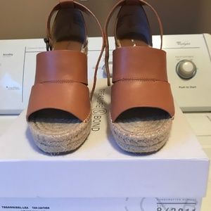 Treasure and Bond 7.5 Tan Leather Sannibel Wedges